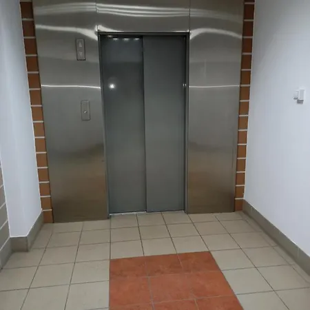 B & S - Free Garage Parking Szczecin