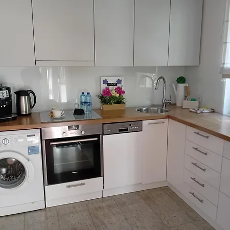 B & S - Free Garage Parking * Štetín