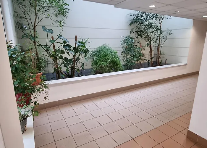 B & S - Free Garage Parking Apartmán