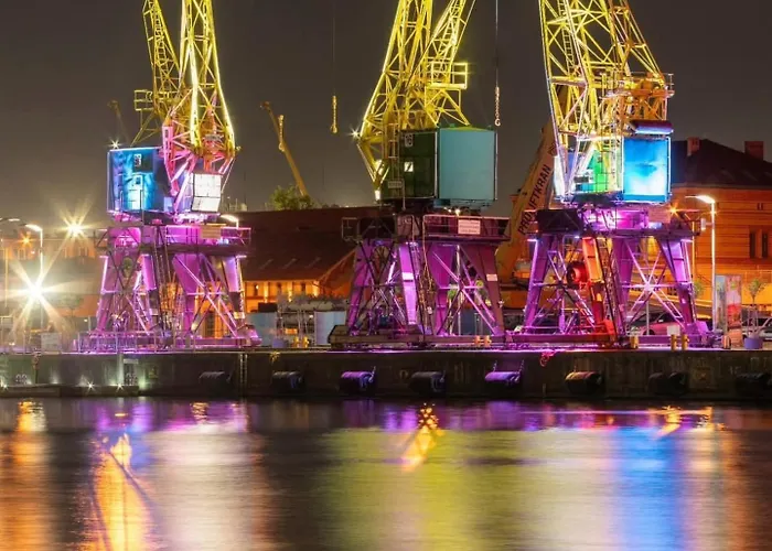 B & S - Free Garage Parking Štetín