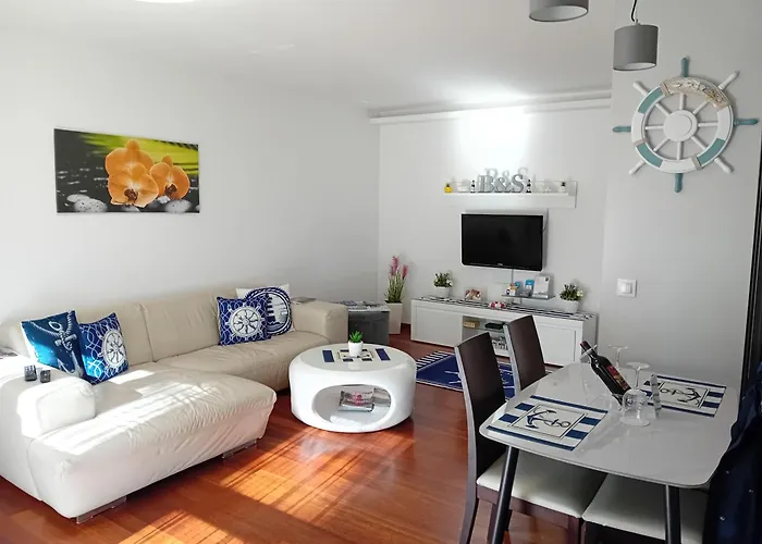 B & S - Free Garage Parking